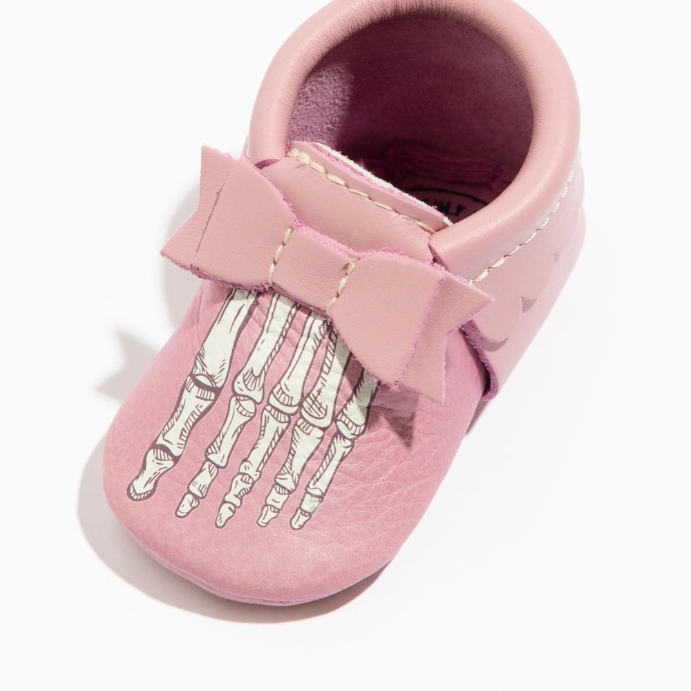 Freshly Picked Newborn Lady Bones Bow Mocc- Size 0